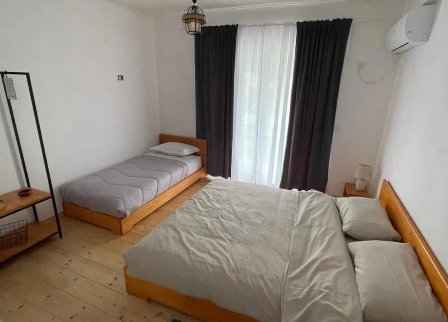 Shtepia Me Lule Hotel Permet